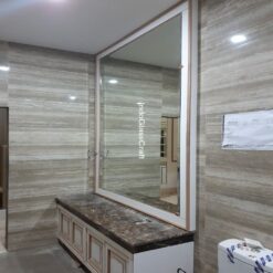  Cermin  Dinding  Bevel Kamar Mandi Besar Hotel di Semarang 